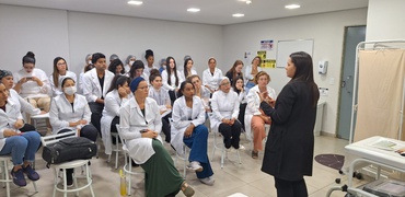 WORKSHOP: Alunos do Curso Superior de Tecnologia em Estética e Cosmética fazem epilação a laser com o aparelho Galaxy Fiber