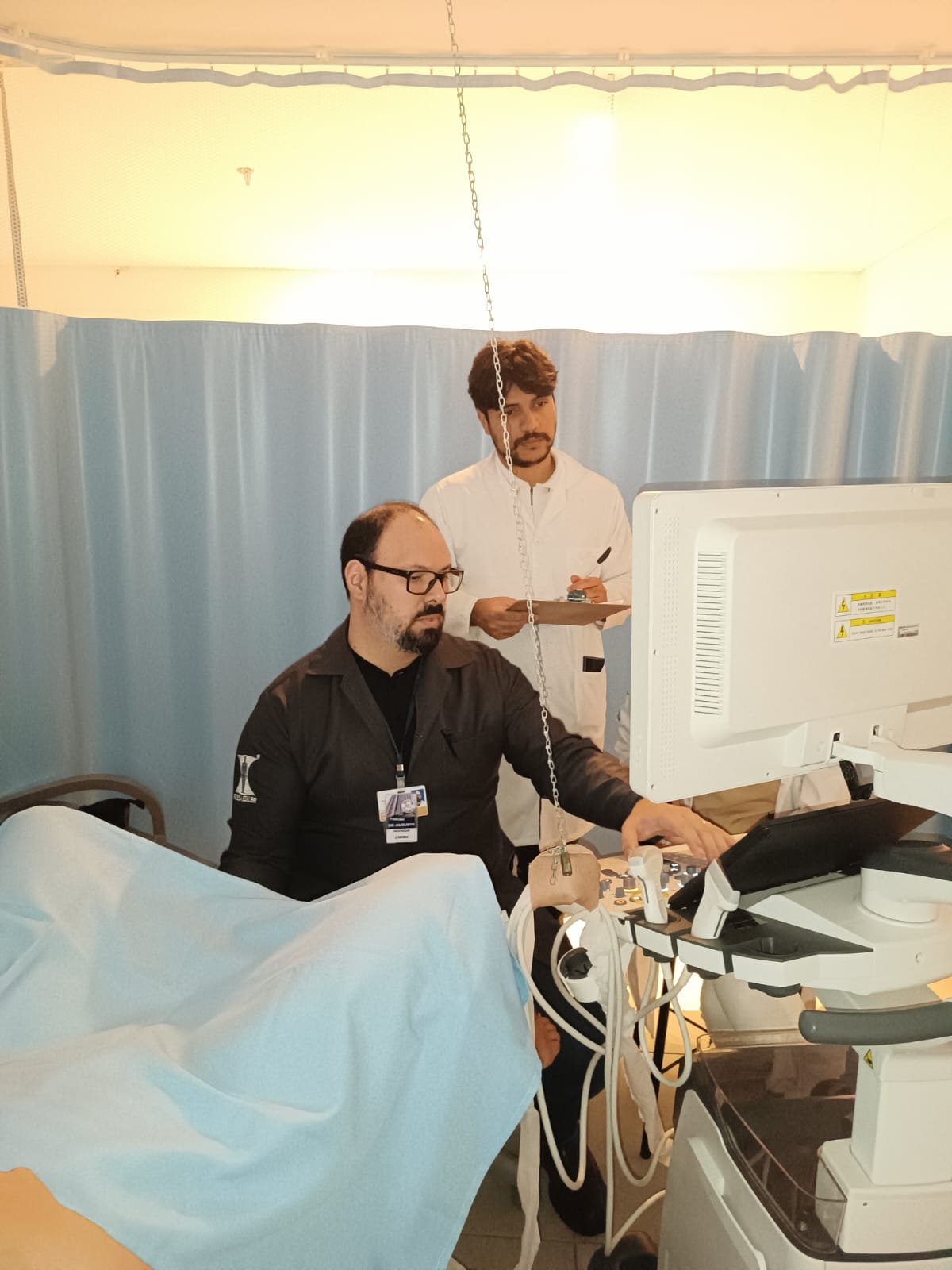 Ultrassonografia Transvaginal: O Olhar Essencial para a Saúde Ginecológica Feminina