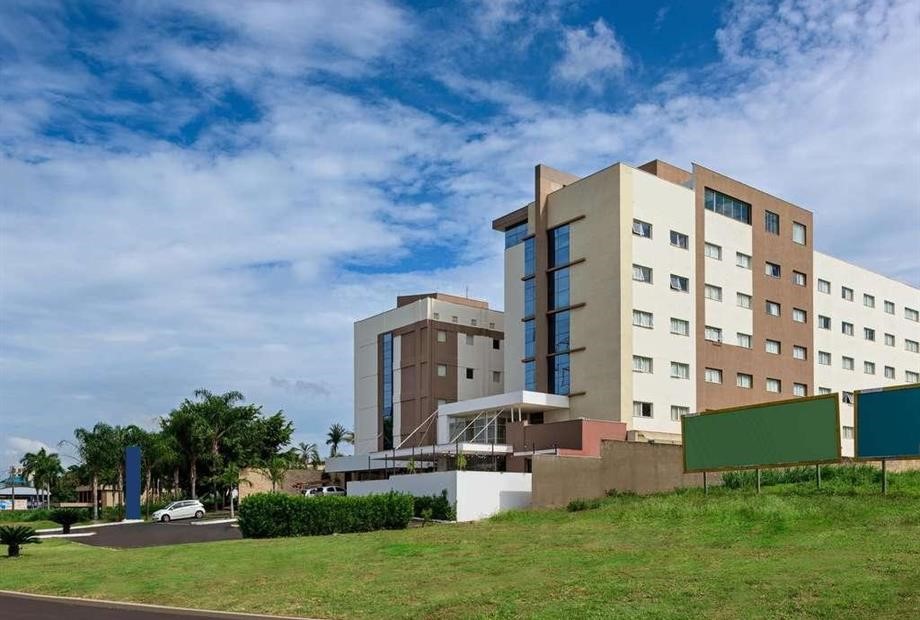 Golden Tower Maurilio Biagi antigo Nacional Inn